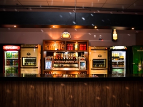 Foto de Villa Lounge em Teófilo Otoni, MG por Solutudo
