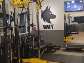 Foto de Studio TrinFit em Pederneiras, SP por Solutudo