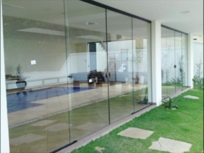 Foto de Pelli vidros e Alumínio em Pederneiras, SP por Solutudo