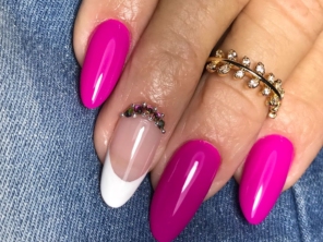 Foto de Espaço Claudia Santos Nail em Itapeva, SP por Solutudo