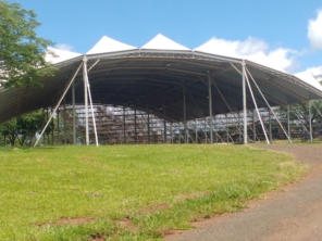 Foto de Recinto de eventos e exposições José Rosso em Santa Cruz do Rio Pardo, SP por Solutudo