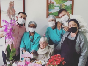 Foto de Dubai Lar de Idosos em Pelotas, RS por Solutudo