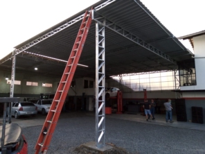 Foto de Metalúrgica e Esquadrias Montibeller em Joinville, SC por Solutudo