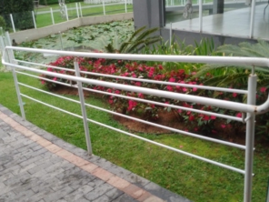 Foto de Metalúrgica e Esquadrias Montibeller em Joinville, SC por Solutudo