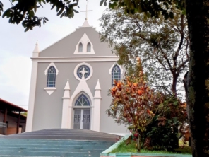 Foto de Praça Gervásio dos Santos em Pederneiras, SP por Solutudo