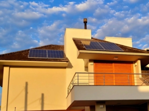 Foto de Athlon Energia Solar em Santa Cruz do Sul, RS por Solutudo