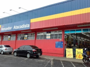 Foto de Vencedor Atacadista em Itápolis, SP por Solutudo
