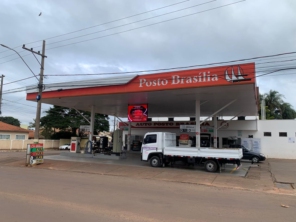 Foto de Posto Brasilia em Santa Cruz do Rio Pardo, SP por Solutudo