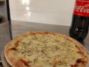 Foto de Pizzaria Delivery Pikerê em Belo Horizonte, MG por Solutudo