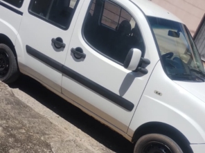Foto de Leva e Traz Transportes em Curvelo, MG por Solutudo