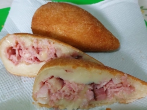 Foto de Pastelaria Taco de Ouro Salgados Fritos e assados em itápolis em Itápolis, SP por Solutudo