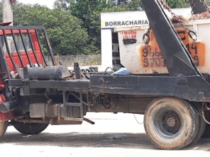 Foto de caçambas para entulho e terra em Santa Isabel, SP por Solutudo