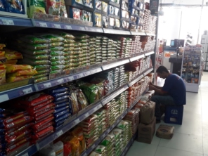 Foto de Supermercados Alvorada em Itápolis, SP por Solutudo
