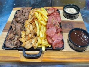 Foto de Bar do Braguinha em Pederneiras, SP por Solutudo