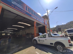 Foto de Lubricenter em Manhuaçu, MG por Solutudo