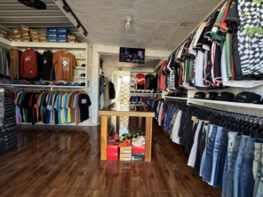 Foto de Emporium E em Santa Cruz do Rio Pardo, SP por Solutudo