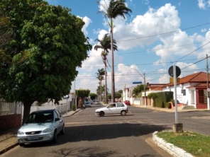 Foto de Rodoviaria de Itapolis em Itápolis, SP por Solutudo