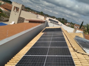 Foto de Elesol Engenharia e Energia Solar em Penápolis, SP por Solutudo