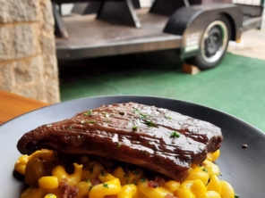 Foto de Box Smoker Barbecue em Araras, SP por Solutudo