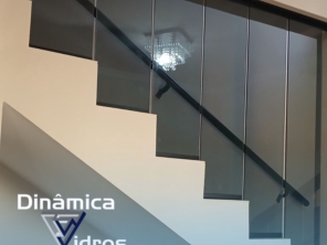 Foto de Vidraçaria Dinamica Vidros em Alfenas, MG por Solutudo