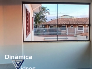 Foto de Vidraçaria Dinamica Vidros em Alfenas, MG por Solutudo