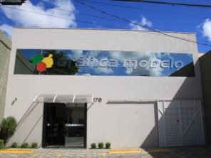 Foto de Gráfica Modelo em Teófilo Otoni, MG por Solutudo