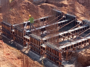Foto de Neotech Consultoria de Edificações em Uberlândia, MG por Solutudo