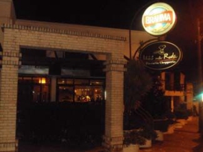 Foto de Mão na Roda Pizzaria em Botucatu, SP por Solutudo