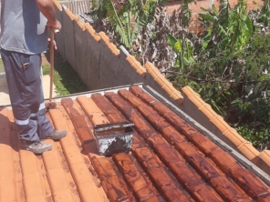 Foto de JR Calhas em Botucatu, SP por Solutudo