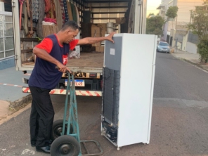 Foto de Fernando Transportes em Botucatu, SP por Solutudo