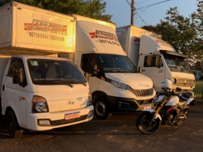 Foto de Fernando Transportes em Botucatu, SP por Solutudo