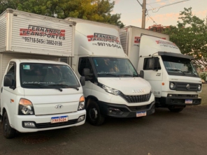Foto de Fernando Transportes em Botucatu, SP por Solutudo