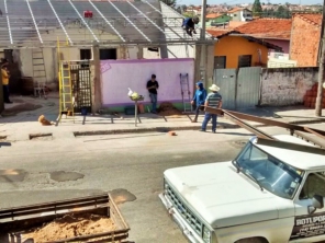 Foto de BotuPortões Serralheria em Botucatu, SP por Solutudo
