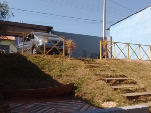 Foto de BotuPortões Serralheria em Botucatu, SP por Solutudo