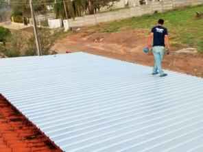 Foto de BotuPortões Serralheria em Botucatu, SP por Solutudo