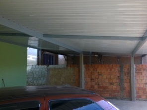 Foto de BotuPortões Serralheria em Botucatu, SP por Solutudo