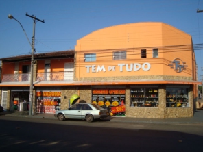Foto de Casa Fusco - Loja 1 em Botucatu, SP por Solutudo