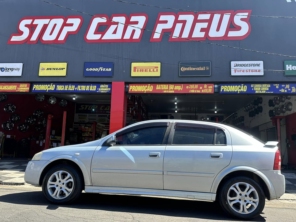 Stop Car Pneus