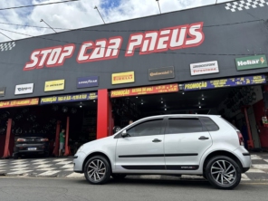 Stop Car Pneus