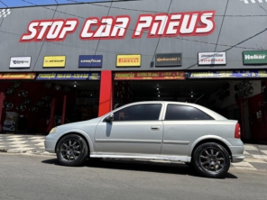 Stop Car Pneus
