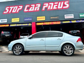 Stop Car Pneus