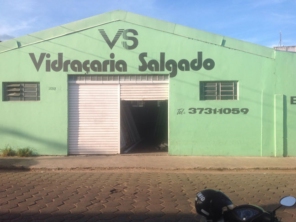 Foto de Vidraçaria e Esquadrias Salgado em Avaré, SP por Solutudo