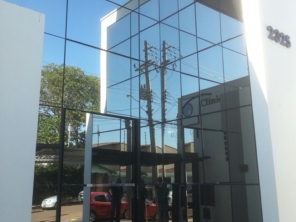 Foto de Alutemper Vidros e Esquadrias de Alumínio em Jaú, SP por Solutudo
