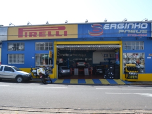 Foto de Serginho Pneus em Avaré, SP por Solutudo