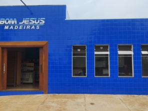 Foto de Bom Jesus Madeiras em São Manuel, SP por Solutudo