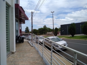 Foto de Avenida Presentes em São Manuel, SP por Solutudo