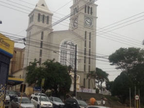 Foto de Posto de Molas Sardinha em Pederneiras, SP por Solutudo