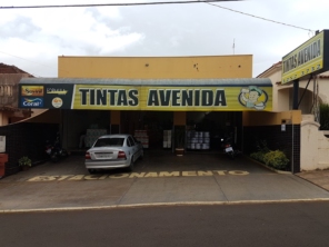Foto de Tintas Avenida em Pederneiras, SP por Solutudo
