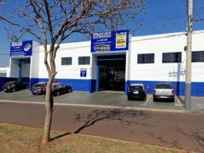 Foto de Auto Center Meneghesso em Barra Bonita, SP por Solutudo