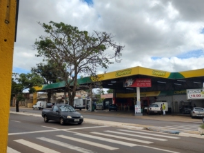 Foto de Auto Posto Canaan em São Manuel, SP por Solutudo